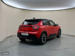 Nissan Micra BEV Long Range Tekna 4x2 110 kW (150 CV) - Miniatura 16