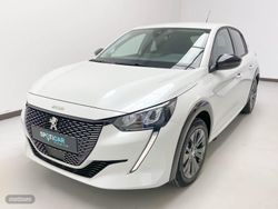 Peugeot e-208 Allure Eléctrico 136 (100 Kw) - Miniatura 6