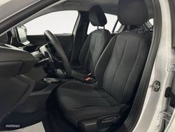 Peugeot 208 HYBRID 110 eDCS6 Style - Miniatura 10