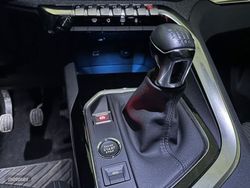 Peugeot 5008 1.2 130CV Allure Pack 5+2 - Miniatura 10