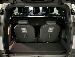 Peugeot 5008 1.2 130CV Allure Pack 5+2 - Miniatura 15