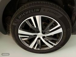 Peugeot 5008 1.2 130CV Allure Pack 5+2 - Miniatura 17