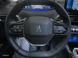 Peugeot 5008 1.2 130CV Allure Pack 5+2 - Miniatura 4