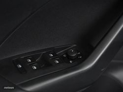 Volkswagen T-Cross 1.0 TSI 95CV Life - Miniatura 15