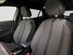 Peugeot 2008 1.2 145CV Allure Hybrid eDCS6 - Miniatura 22