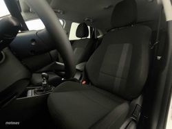 Hyundai i20 1.0 T Tecno 90 - Miniatura 17