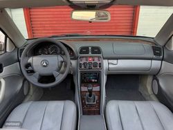 Mercedes Clase CLK 230 K ELEGANCE - Miniatura 3