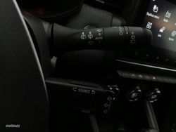 Renault Clio Techno E-Tech full hybrid 145 (103kw) - Miniatura 17