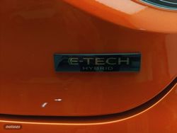 Renault Clio Techno E-Tech full hybrid 145 (103kw) - Miniatura 24