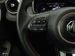 MG ZS 1.0T Luxury - Miniatura 16