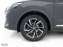 MG ZS 1.0T Luxury - Miniatura 22