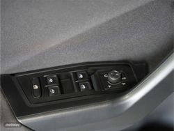 Volkswagen T-Roc 1.5 TSI 150CV Life - Miniatura 18