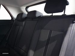 Volkswagen T-Roc 1.5 TSI 150CV Life - Miniatura 21