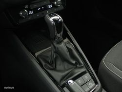 Skoda Kamiq 1.5 TSI MONTE CARLO DSG 5P - Miniatura 10