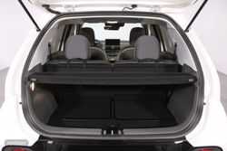 Hyundai Inster BEV 49KWH MAXX CROSS 5P - Miniatura 7