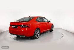 Skoda Superb 1.4 TSI PHEV DSG SPORTLINE 5P - Miniatura 25