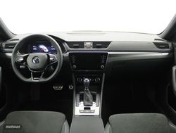 Skoda Superb 1.4 TSI PHEV DSG SPORTLINE 5P - Miniatura 4