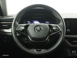 Skoda Kamiq 1.0 TSI 81KW STYLE 5P - Miniatura 13
