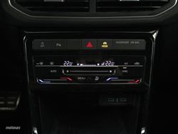 Volkswagen T-Cross R-Line 1.0 TSI 85 kW (115 CV) Automático DSG 7 vel. - Miniatura 11