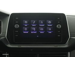 Volkswagen T-Cross R-Line 1.0 TSI 85 kW (115 CV) Automático DSG 7 vel. - Miniatura 12