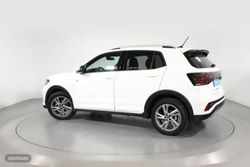 Volkswagen T-Cross R-Line 1.0 TSI 85 kW (115 CV) Automático DSG 7 vel. - Miniatura 18