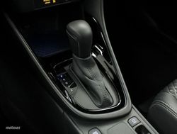 Toyota Yaris 1.5 VVT-I HYBRID STYLE 5P - Miniatura 10