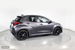 Toyota Yaris 1.5 VVT-I HYBRID STYLE 5P - Miniatura 24