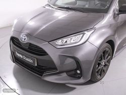Toyota Yaris 1.5 VVT-I HYBRID STYLE 5P - Miniatura 29