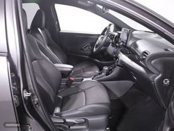 Toyota Yaris 1.5 VVT-I HYBRID STYLE 5P - Miniatura 5