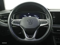Volkswagen Polo 1.0 TSI 70KW R-LINE 5P - Miniatura 13