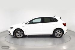 Volkswagen Polo 1.0 TSI 70KW R-LINE 5P - Miniatura 19