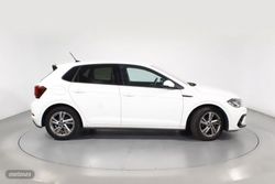 Volkswagen Polo 1.0 TSI 70KW R-LINE 5P - Miniatura 3