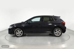 Volkswagen Polo 1.0 TSI 70KW R-LINE 5P - Miniatura 19