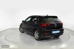 Volkswagen Polo 1.0 TSI 70KW R-LINE 5P - Miniatura 2