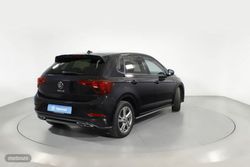 Volkswagen Polo 1.0 TSI 70KW R-LINE 5P - Miniatura 25