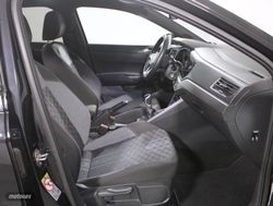Volkswagen Polo 1.0 TSI 70KW R-LINE 5P - Miniatura 5