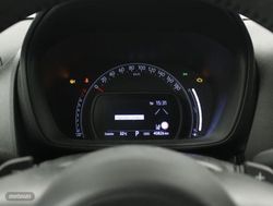 Toyota Aygo X 1.0 VVT-I CHIC 5P - Miniatura 9