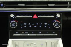 Hyundai Santa Fe 1.6T PHEV STYLE GREEN DIGITAL KEY 5P 7 Plazas - Miniatura 11
