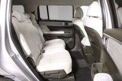 Hyundai Santa Fe 1.6T PHEV STYLE GREEN DIGITAL KEY 5P 7 Plazas - Miniatura 6