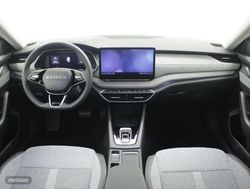 Skoda Octavia fam. 1.5 TSI MHEV DESIGN 110KW DSG 5P - Miniatura 4