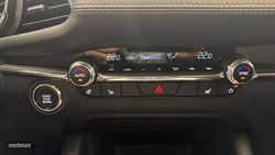 Mazda Mazda3 3 2.5 E-SKYACTIV-G EXCLUSIVE-LINE AUTO 4P - Miniatura 18