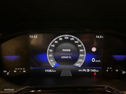 Volkswagen Polo 2024 TSI 95cv SOLO 19.OOOkm!!!! - Miniatura 22