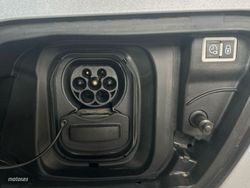 Peugeot 2008 Eléctrico Active 100 kW (136 CV) - Miniatura 30