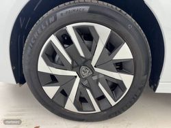 Peugeot 208 HYBRID 100 eDCS6 Style - Miniatura 11