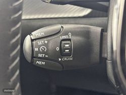 Peugeot 208 HYBRID 100 eDCS6 Style - Miniatura 15