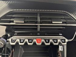 Peugeot 208 HYBRID 100 eDCS6 Style - Miniatura 23