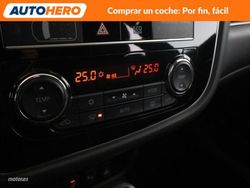 Mitsubishi Outlander 2.4 PHEV Kaiteki+ 4WD - Miniatura 29