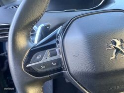 Peugeot 3008 Allure Pack Hybrid 136 e-DCS6 - Miniatura 10