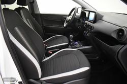 Hyundai i10 1.0 MPI Klass Aut. - Miniatura 5