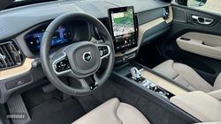 Volvo XC 60 XC60 Plus, B5 AWD Mild hybrid, Gasolina, Dark - Miniatura 4